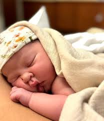 Misty Heck's Instagram, Twitter & Facebook