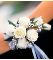 Pin On Homecoming Prom And Wedding Corsages And Boutonnieres