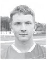 Gripentrog kicks way