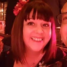 Deborah Simpson 💙 (@DebeeSimpson)