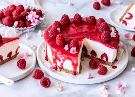 Torten und kuchen sind immer ein schönes mitbringsel und süsse überraschung. Himbeer Joghurt Torte Ohne Backen Emma S Lieblingsstucke
