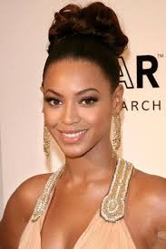 Beyoncé fans are (rightfully) upset that black is king was snubbed for a hairstyling emmy. 48 Beyonce Hairstyles Through The Years