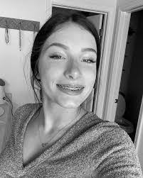 Faith Ackerman's Instagram, Twitter & Facebook