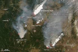 Evolution of Pyrocumulus over California