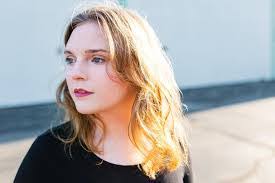 Ella Oakes's Instagram, Twitter & Facebook