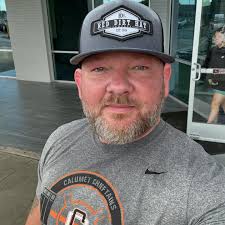 Stoney LaRue (@stoneylarue) • Threads, Say more