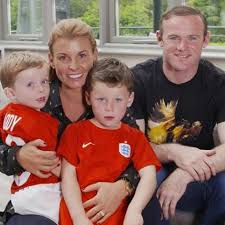 1 day ago · coleen and wayne rooney have had their ups and downs, but she continues to stand by her husband credit: Coleen Rooney Ihre Forderung An Treulosen Gatten Wayne Rooney Gala De