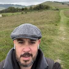 Daniel Mclaren (@dandantheevman)