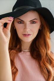 Hallie Brookman's Instagram, Twitter & Facebook