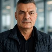 200+ ".zborowski" profiles