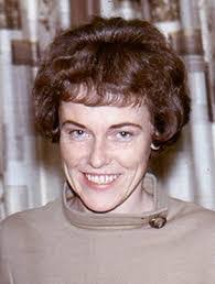 Nora Bray's Instagram, Twitter & Facebook