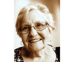 Linda Bolduc's Instagram, Twitter & Facebook