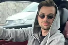 Berk Çetin neden gözaltına alındı, Danla Bilic'e şiddet uyguladı mı? Berk  Çetin Danla Bilic sevgili mi, Berk Çetin kim?