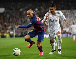 This statistic shows which squad numbers have already been assigned in their history and to which players. Barcelona Hand No9 Shirt To Martin Braithwaite After Luis Suarez Exit And Failed Memphis Depay Bid London Evening Standard Evening Standard