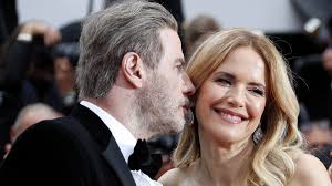 Dominateurs depuis le début de la rencontre, les bleus se sont fait surprendre juste avant la pause. Meghalt Kelly Preston Amerikai Szineszno John Travolta Felesege Infostart Hu