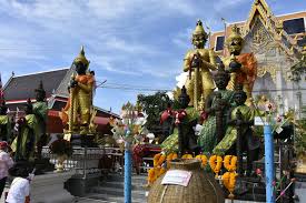 วัดจุฬามณี เคลียร์ชัด ปัดดราม่า “วัดดังอัมพวา” ไวยาวัจกรยันไม่จริง  วอนหยุดโยงมั่ว-พร้อมให้ตรวจสอบ นายวิวรรธน์ โตเหมือน และนายกนกเดช  ลิขิตวัฒนเศรษฐ์ 2 ไวยาวัชกร วัดจุฬามณี ต.บางช้าง อ.อัมพวา จ.สมุทรสงคราม  เปิดเผยเรื่องนี้ทางโทรศัพท์ กับกระแสข่าวดรามา ...