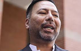 Khairudin ditahan di bawah akta 124 c atas tuduhan cuba menggulingkan kerajaan. Khairuddin Abu Hassan Parlimen Jasin
