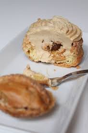 Chou Chou Au Praline De Jean Francois Piege Surprises Et Gourmandises Gourmandise Recette Dessert Choux