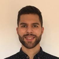 300+ perfiles de «Merkel»