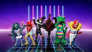 They sing each week, trying to make it to the finale in which they win the masked singer trophy. Uggmw Tpcw9fvm
