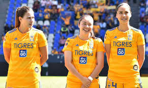 Durante la fase regular del torneo clausura 2019 de la liga mx, la atacante anotó seis goles, promediando uno cada 138. Katty Martinez Llega A 50 Goles En La Liga Mx Femenil Espartanas Mx