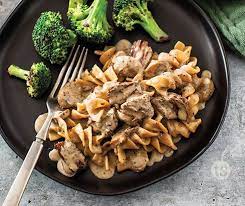 Peppery Beef Noodles Tastefully Simple Recipe Beef And Noodles Beef Stroganoff Large Slow Cooker