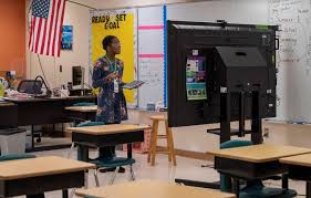 How much does a substitute teacher make in florida? Pbc Public Schools Decide On A Short Summer Break Aug 10 Start Date