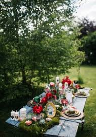 Themen Hochzeit Alice In 2020 Alice Im Wunderland Hochzeit Alice Im Wunderland Party Alice Im Wunderland