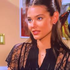 What is with Hope in that Leave it to Beaver dress?