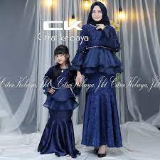 Beige paduan warna beige dan biru akan menghasilkan kombinasi warna yang anggun dan elegan. Setelan Kebaya Couple Modern Ibu Dan Anak Kebaya Couple Kebaya Modern Kebaya Keluarga Kebaya Wanita Kebaya Jaguar Bunga Terbaru Higt Quality Lazada Indonesia