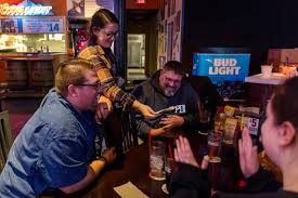 It's computerized to eliminate hu. Evansville Bars And Restaurants Enjoying The Trivia Night Boom