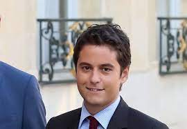 C'est également à buenos aires qu'il a fait ses premiers pas en politique, en 2001, au sein du parti socialiste. Gabriel Attal La Biographie De Gabriel Attal Avec Gala Fr