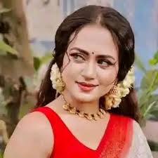 Who Is She to U? #TheBoyIsMineTour 🎤 ✨