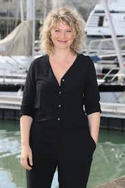Cecile Bois Taille Poids Mensurations Age Biographie Wiki