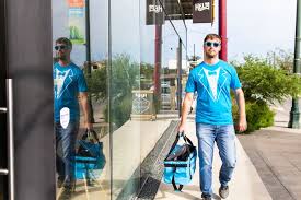 Run With Favor Favor Delivery Make Easy Money How To Start Running How To Become