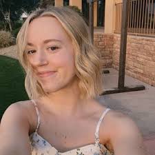 Bailey Williams (@baileyjanewilliams)