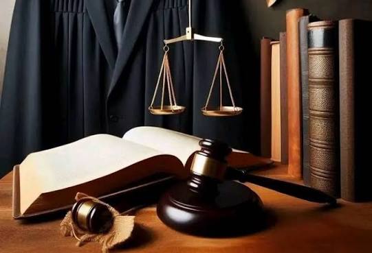 Law is a field that allows you to know your rights from your duties. Always  enhance your legal culture.. ⚖️🇩🇿