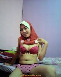 Indonesia · jilbab · bispak · ngentot. Fauziah Anggita On Twitter Ibu Haji Binal Http T Co 1wsflubo3q