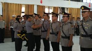 .ketua dprd minahasa utara denny lolong, kapolres minahasa utara grace rahakbau lmi membuat pernyataan bersama gp ansor minahasa utara. Kapolres Minahasa Akbp Denny Situmorang Archives Detikmanado Com
