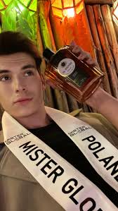 Shoutout to one of our lovely sponsors @sthenrivsop and as my crush  Catriona Gray said: “everything is good but in moderation” or something  like that 😅 @officialmisterglobal , #bkkbev #sthenri ...