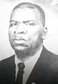 Earlene Morrow's Instagram, Twitter & Facebook