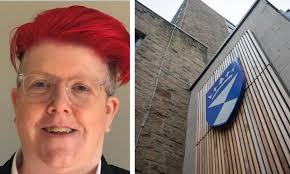 Dundee University court chair resigns