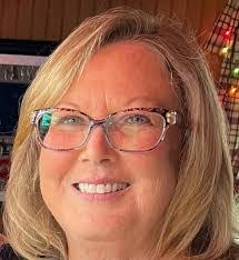 Lorri Taylor's Instagram, Twitter & Facebook