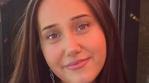 Bethany Welsh's Instagram, Twitter & Facebook