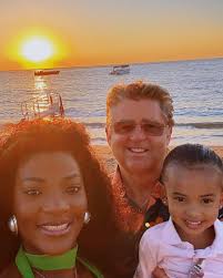 Mark Mina's Instagram, Twitter & Facebook