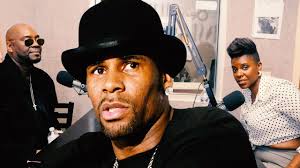 Follow this page to stay up to date about the latest gossip and rumors (plastic surgery, scandals, new photos or videos and so on) of r. R Kelly S Mother Father 5 Fast Facts You Need To Know Heavy Com