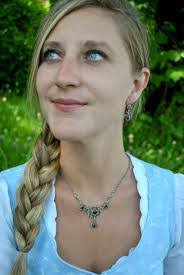 Anna Schmuck's Instagram, Twitter & Facebook