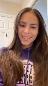 Louella Avery's Instagram, Twitter & Facebook