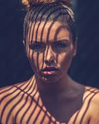 Klaudia.  https://www.instagram.com/mateusz_bulinski_photography_/profilecard/?igsh=MWpuYzhvbjNwejBzZA==