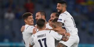 أقرأ المزيد عن ايطاليا في ويكيبيديا. Ù…Ù†ØªØ®Ø¨ Ø§ÙŠØ·Ø§Ù„ÙŠØ§ ÙÙŠ ÙƒØ£Ø³ Ø£Ù…Ù… Ø£ÙˆØ±ÙˆØ¨Ø§ 2020 Ø³Ø± Ø§Ø±ØªØ¯Ø§Ø¡ Ø¨Ø¯Ù„Ø© Ù…ÙˆÙ†Ø¯ÙŠØ§Ù„ 82 ØµÙˆØª Ø§Ù„Ø£Ù…Ø©